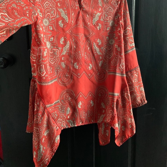 Love Sam Coral Blouse NWOT - Picture 5 of 6